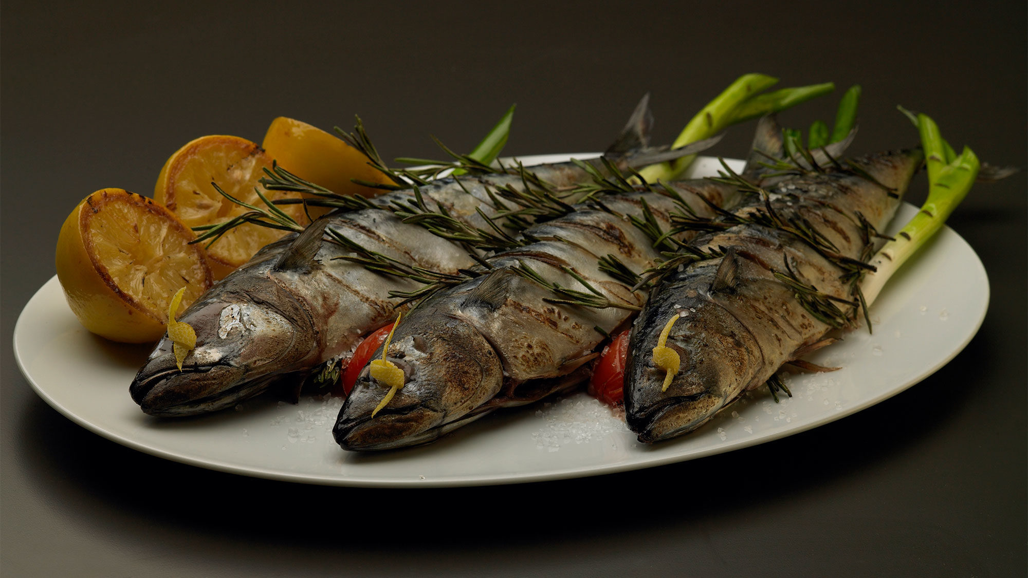 plated barbecue mackerel